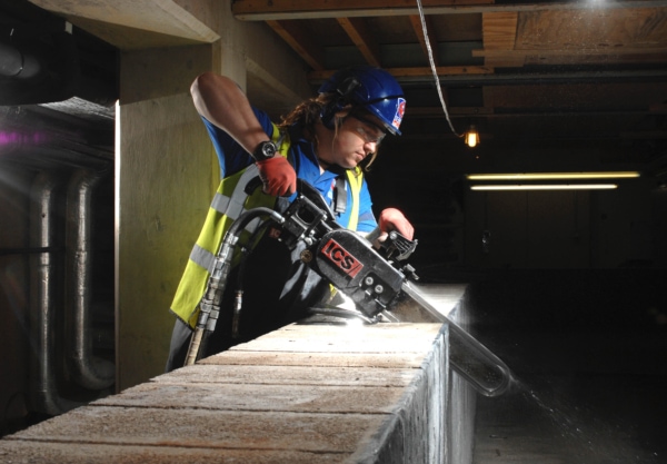 27/3/2012 - D-Drill at The National Marine Aquarium using Diamond Drills to cut away concrete thereby avoiding vibrations that may effect the Marine Tanks above (David Laws) pictured.