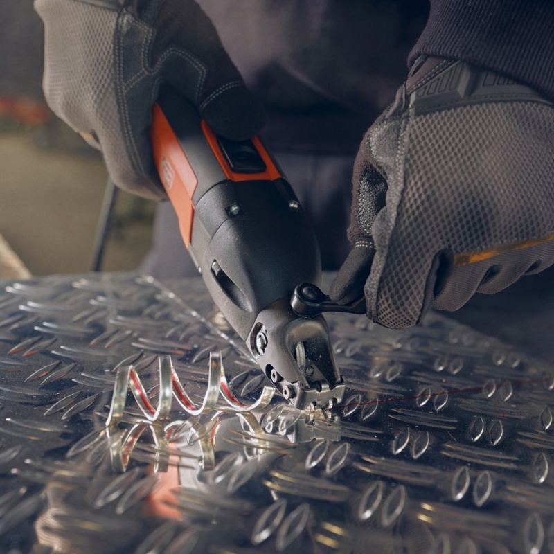 Fein ABSS 18 1.6E AS Cordless Slitting Shears - Image 4